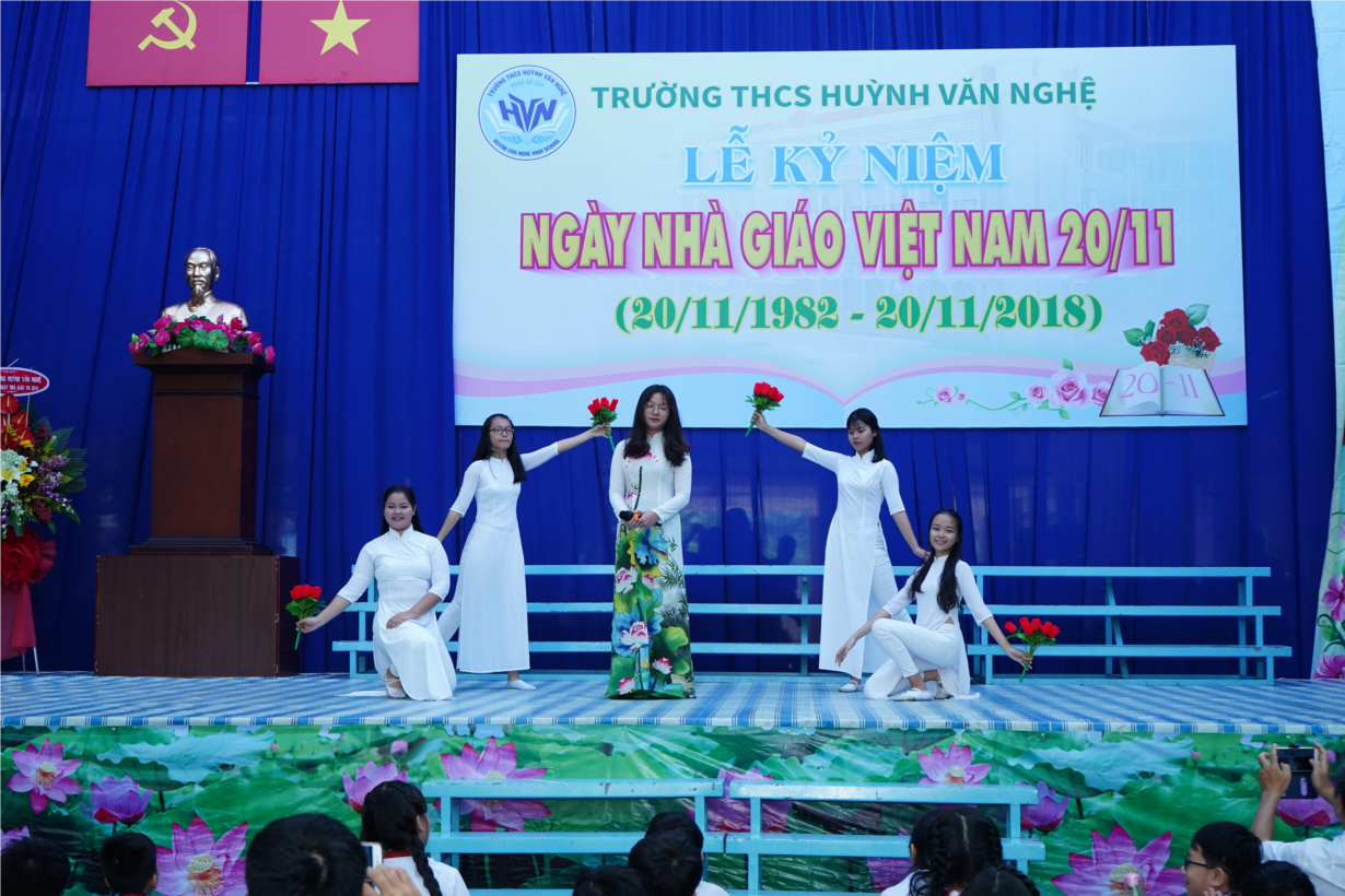 TAI07339 copy.jpg